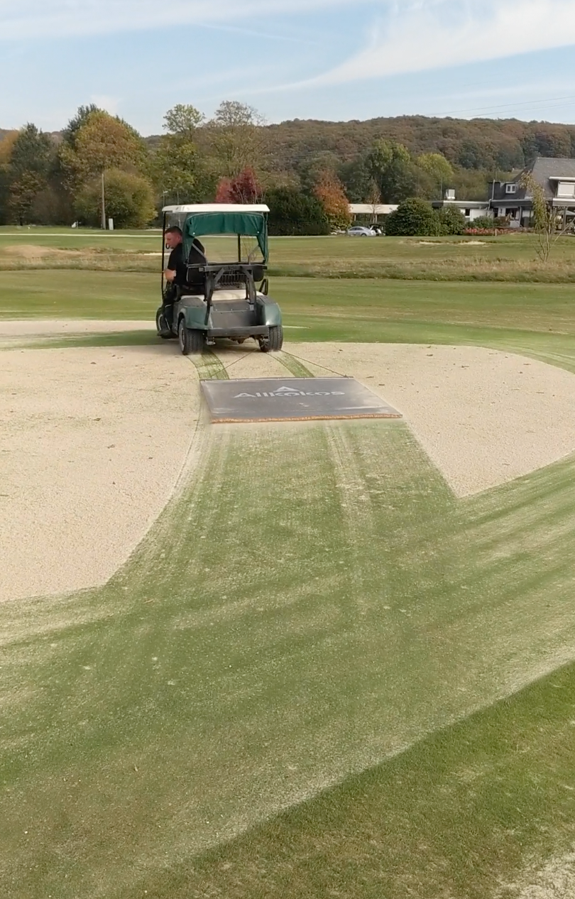 Golf course accessories